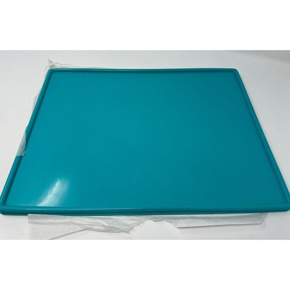 Brand New Set of 2 Aqua Blue Silicone Baking Boards Non-stick Flexible - Picture 1 of 8
